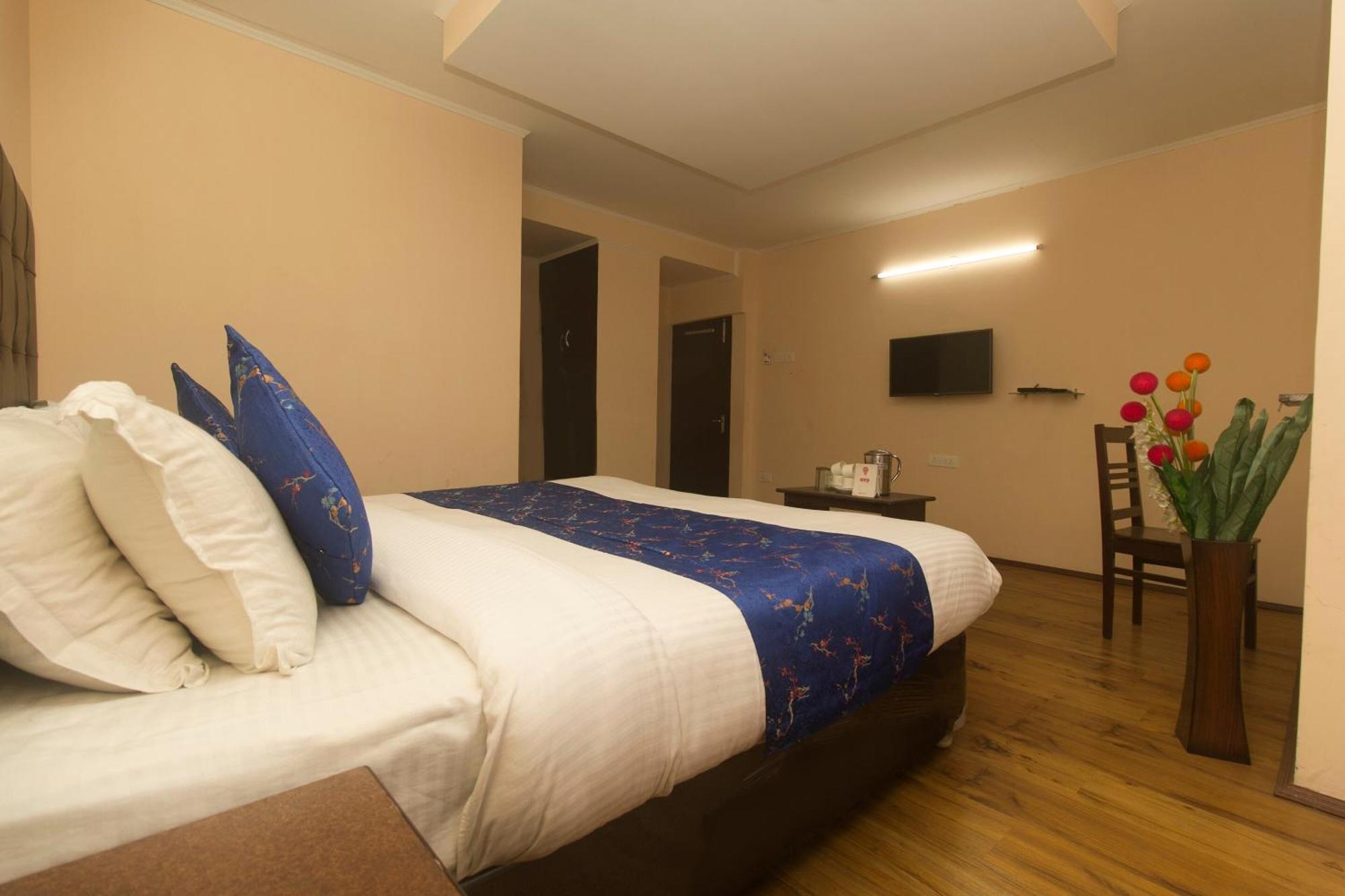 Collection O Hotel Shantiniketan Gangtok Bagian luar foto